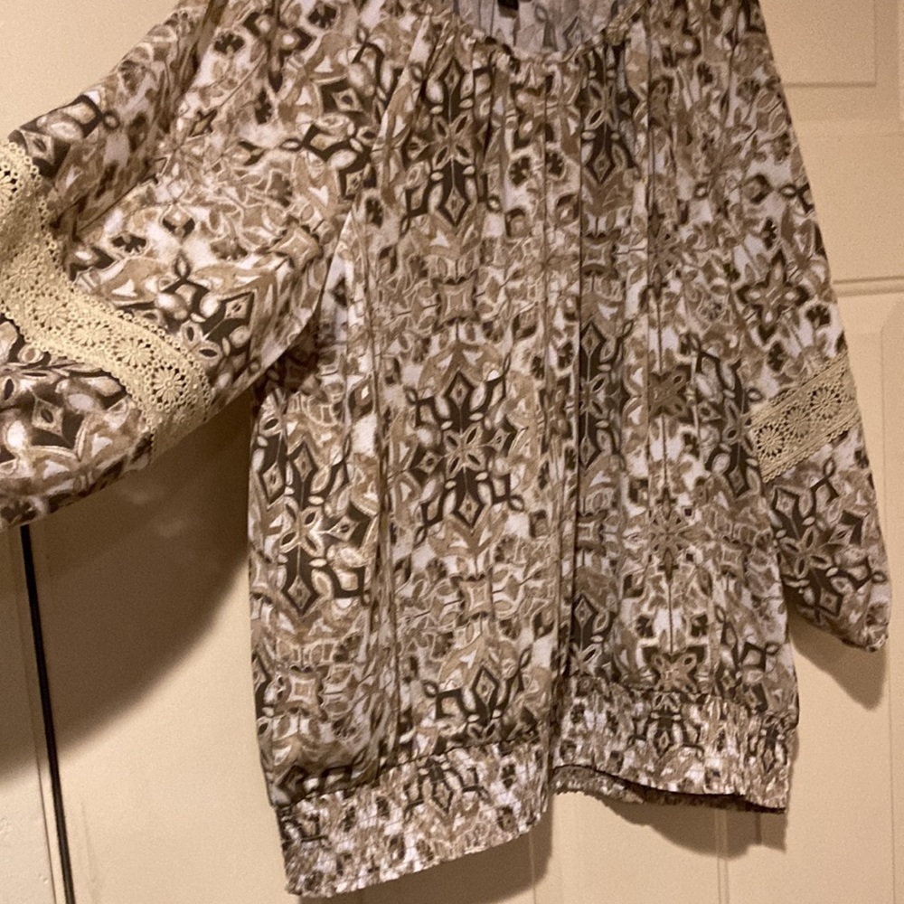 NWOT JM Collection blousy top XL lace detailing on sleeve elastic waist - Picture 6 of 11